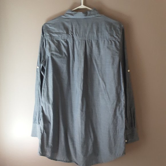 J. Crew Women's Blue Chambray Long Button Down Collared Shirt Size Small - Picture 9 of 14